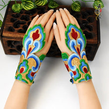 Load image into Gallery viewer, Wristband Antique Thin Section Embroidered Wrist Cover Women's Decorative Half Finger Embroidered Gloves
