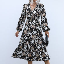 Load image into Gallery viewer, Autumn/winter new womenswear women&#39;s print maxi dress V-neck puff sleeve long dress
