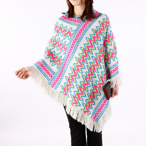 Warmth in autumn and winter, the head shawl of the river loop wears the national custom Su sweater in the sky, and the ancient folk wind blows the opposite side