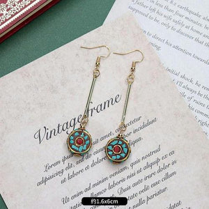 Original niche Nepal exotic Tibetan ethnic earrings retro temperament simple earrings show face thin earrings.