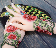 Load image into Gallery viewer, Concealer Gloves Wrist Summer Embroidered Dance Lace Embroidered Folk Dance Gloves
