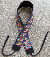 Load image into Gallery viewer, Original Retro Ethnic Style Embroidery Wide Belt Women&#39;s Embroidery Lace New Clothing Accessories Waistband
