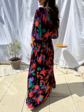 Load image into Gallery viewer, V-neck belt print dress long dress
