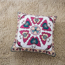 Load image into Gallery viewer, Towel embroidered cushion cover pillow cover 45x45 cotton canvas backrest sofa fresh Nordic fashion
