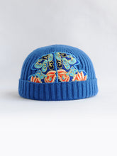 Load image into Gallery viewer, Ethnic style embroidered dome melon skin hat women&#39;s elastic good light soft knit hat autumn and winter warm beanie
