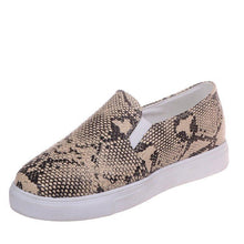 Load image into Gallery viewer, Women Casual  Snake Printing Women Vulcanized Flats Sneakers Shoes
