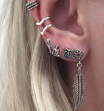 Load image into Gallery viewer, Bohemian Style Color Earring Set Punk Style Vintage Hoop Earrings Ear Clip For Women 7 Pcs Set
